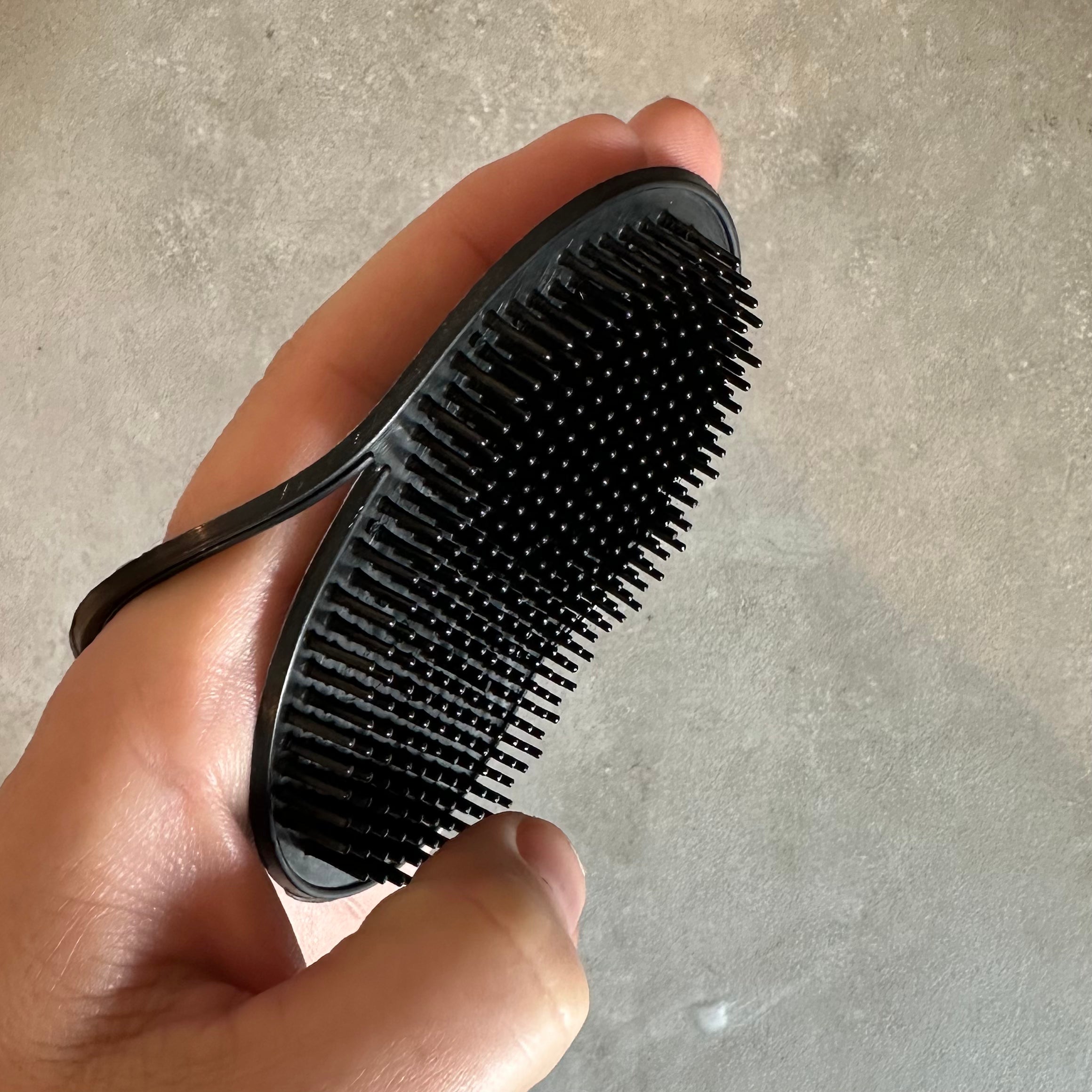 Scalp Oil Comb